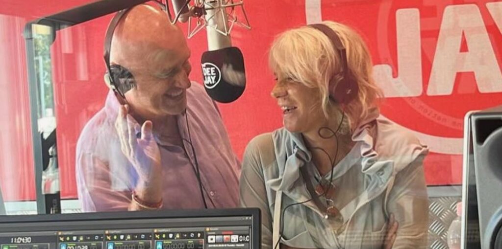 ''Volevo diventare chirurgo'': Maria De Filippi spiega di non aver chiesto la prima serata e parla del suo titolo di 'regina' della tv ''Volevo diventare chirurgo'': Maria De Filippi spiega di non aver chiesto la prima serata e parla del suo titolo di 'regina' della tv