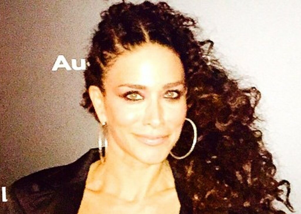 ''Ha cominciato ad accarezzarmi proprio sulle cicatrici'': Randi Ingerman rivela come il fidanzato Marco l'ha corteggiata dopo il trauma delle ustioni ''Ha cominciato ad accarezzarmi proprio sulle cicatrici'': Randi Ingerman rivela come il fidanzato Marco l'ha corteggiata dopo il trauma delle ustioni