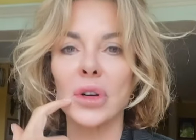 Anche Alba Parietti chiede più sicurezza al Governo Anche Alba Parietti chiede più sicurezza al Governo