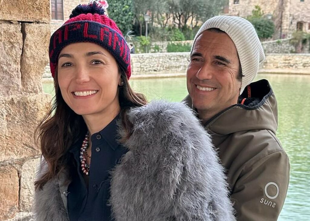 ''Al telefono di mio marito do sempre una sbirciatina'': Caterina Balivo ammette di non aver perso l'abitudine neanche dopo 10 anni di matrimonio ''Al telefono di mio marito do sempre una sbirciatina'': Caterina Balivo ammette di non aver perso l'abitudine neanche dopo 10 anni di matrimonio