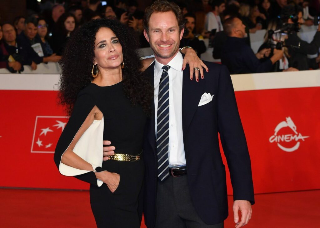 Randi Ingerman sul red carpet a Roma col nuovo fidanzato che ha 17 anni meno di lei: guarda Randi Ingerman sul red carpet a Roma col nuovo fidanzato che ha 17 anni meno di lei: guarda