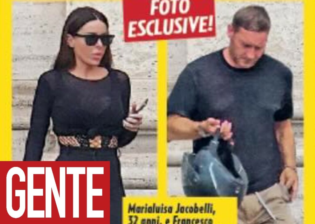 Francesco Totti nella bufera: ha tradito Noemi Bocchi con la prorompete giornalista sportiva? La copertina del settimanale è un terremoto Francesco Totti nella bufera: ha tradito Noemi Bocchi con la prorompete giornalista sportiva? La copertina del settimanale è un terremoto