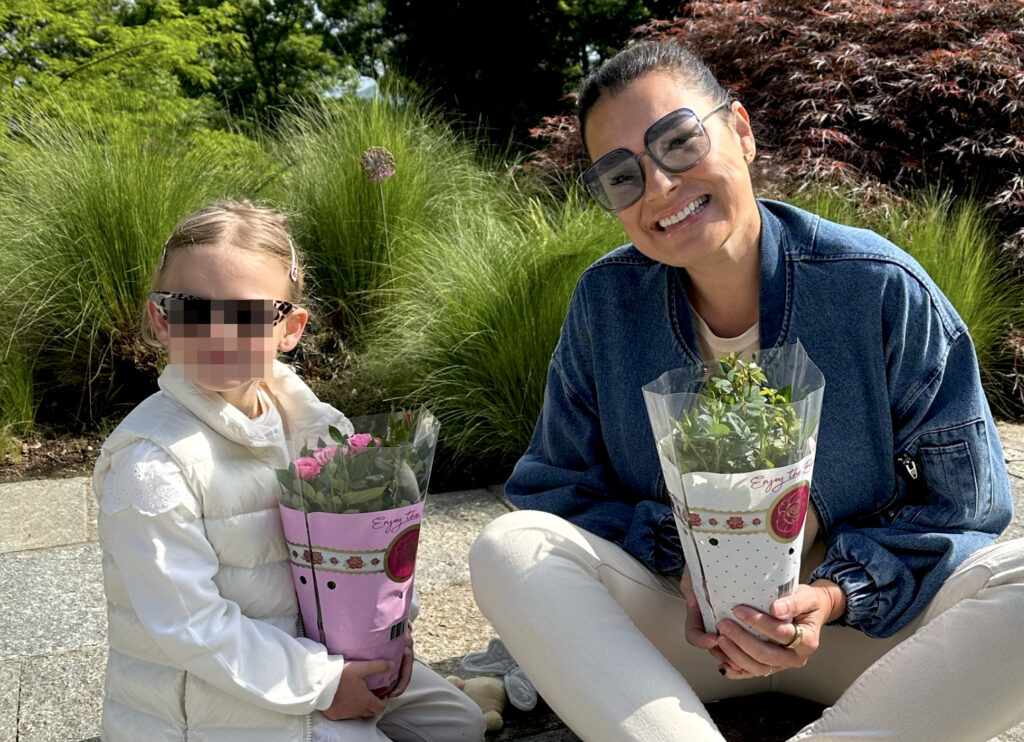 Alena Seredova parla della differenza tra i figli maschi e la femmina Alena Seredova parla della differenza tra i figli maschi e la femmina