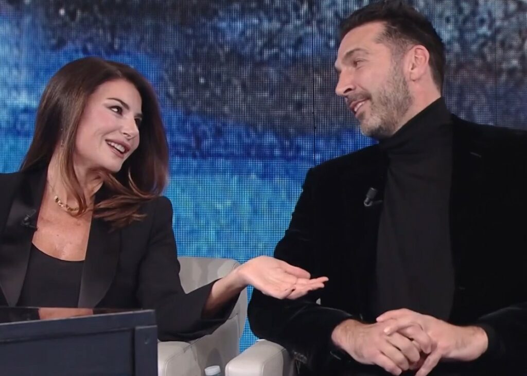 ''Aveva un'aria piena di dolore, mi sono spaventata'': Ilaria D'Amico e Gigi Buffon raccontano in tv la loro strana proposta di nozze ''Aveva un'aria piena di dolore, mi sono spaventata'': Ilaria D'Amico e Gigi Buffon raccontano in tv la loro strana proposta di nozze
