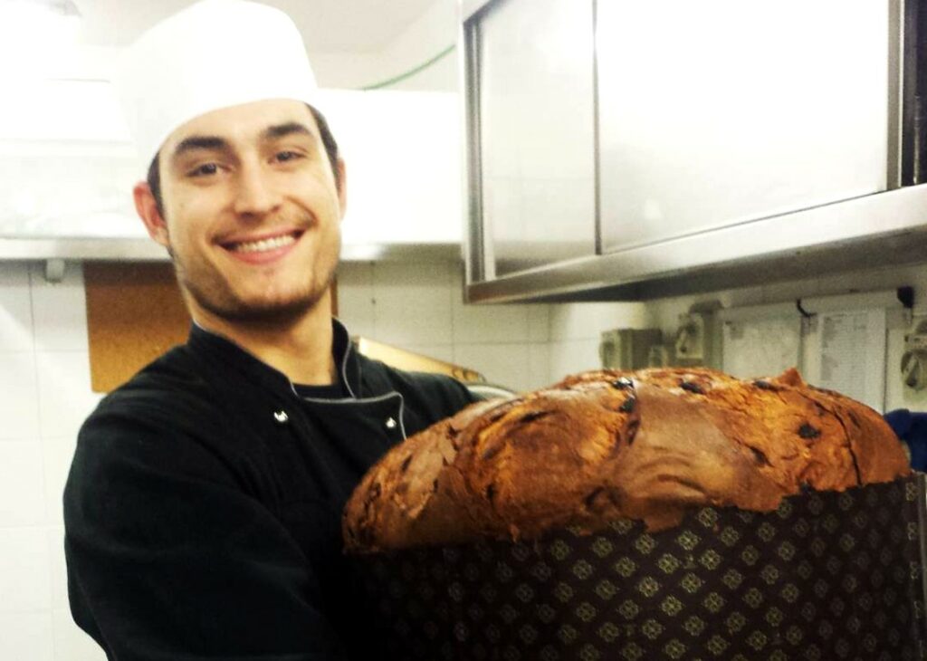 Filippo De André, gemello di Francesca e nipote del Faber, parla del suo lavoro ''normale'': ecco che mestiere fa Filippo De André, gemello di Francesca e nipote del Faber, parla del suo lavoro ''normale'': ecco che mestiere fa