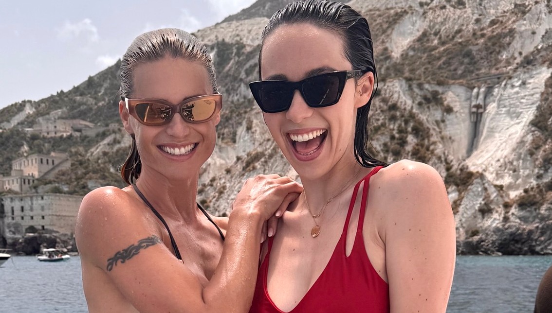 ''Lei ha 48 anni e sembro più vecchia io'': i particolari auguri di Aurora Ramazzotti alla madre Michelle Hunziker - Gossip.it | News sul Gossip e VIP