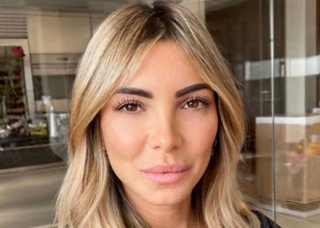 ''Non costruire la vita che ti rimane sulla menzogna'': la lettera di Noemi Bocchi, nuova compagna di Totti, è indirizzata alla Blasi? ''Non costruire la vita che ti rimane sulla menzogna'': la lettera di Noemi Bocchi, nuova compagna di Totti, è indirizzata alla Blasi?