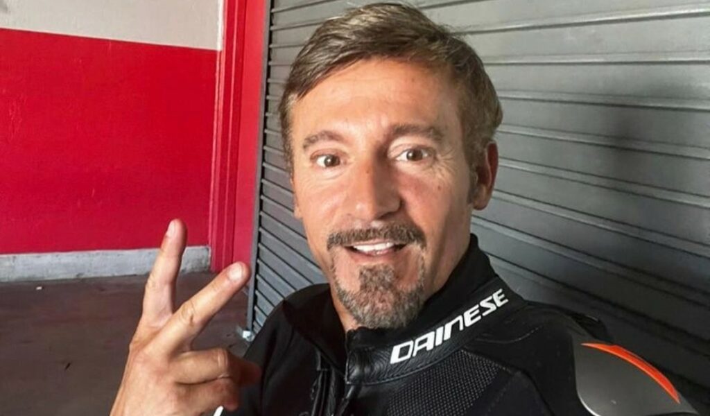 ''Per un anno non ho detto nulla'': Max Biaggi svela di aver preso il diploma di istruttore per una disciplina olimpica, nuova carriera? ''Per un anno non ho detto nulla'': Max Biaggi svela di aver preso il diploma di istruttore per una disciplina olimpica, nuova carriera?
