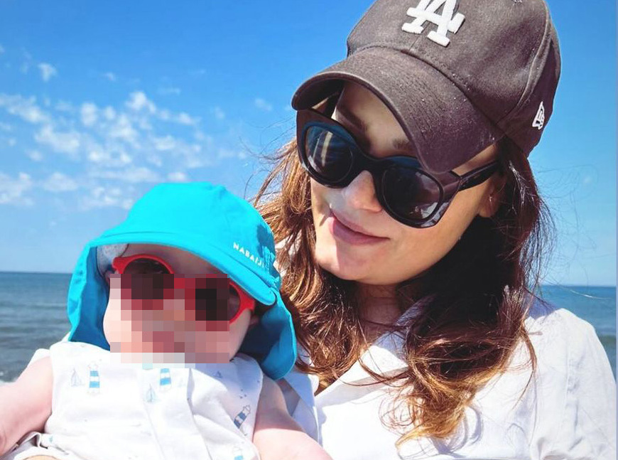 ''C'è stata una riconciliazione con Loredana'': Romina Carrisi svela il riavvicinamento alla Lecciso grazie al figlio, che non battezzerà ''C'è stata una riconciliazione con Loredana'': Romina Carrisi svela il riavvicinamento alla Lecciso grazie al figlio, che non battezzerà