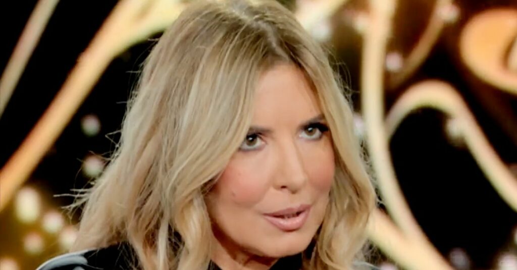 ''Provo empatia per Chiara Ferragni, è il momento di darle una seconda possibilità'': Selvaggia Lucarelli stupisce tutti nell'intervista tv ''Provo empatia per Chiara Ferragni, è il momento di darle una seconda possibilità'': Selvaggia Lucarelli stupisce tutti nell'intervista tv