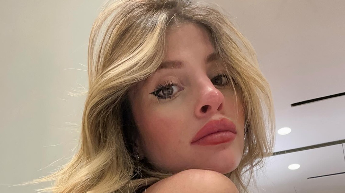 Chiara Nasti denuncia la colf-influencer: l'accusa di averle rubato gioielli e oggetti di valore nella villa di Roma - Gossip.it | News sul Gossip e VIP