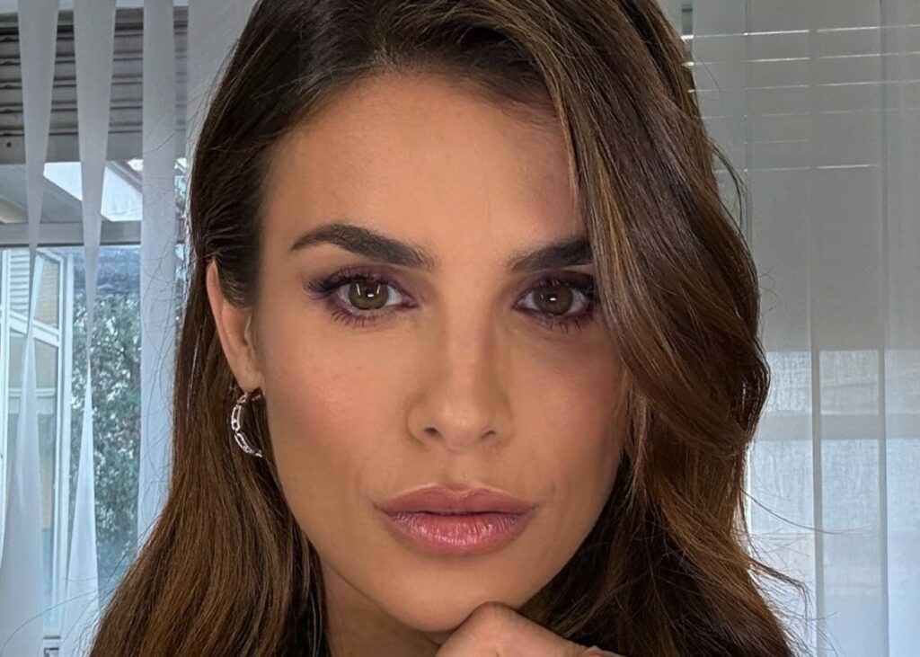 ''Mi espongo anche se il mio giudizio non è affine a quello degli altri'': la Canalis difende l'amica Alessia Marcuzzi dopo Sanremo ''Mi espongo anche se il mio giudizio non è affine a quello degli altri'': la Canalis difende l'amica Alessia Marcuzzi dopo Sanremo