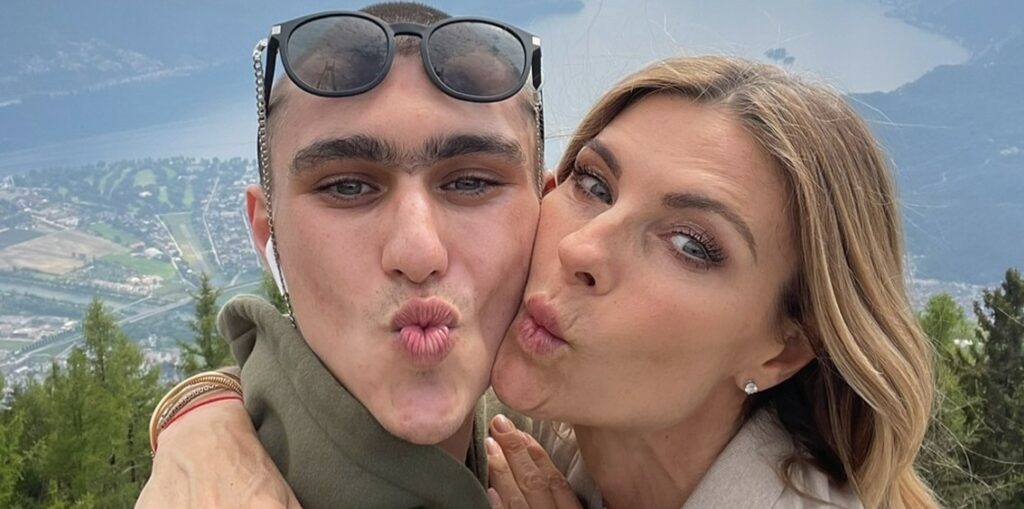 ''Ora è tutto più chiaro, Achille è seguito dalle persone giuste'': Martina Colombari torna a parlare delle problematiche del figlio