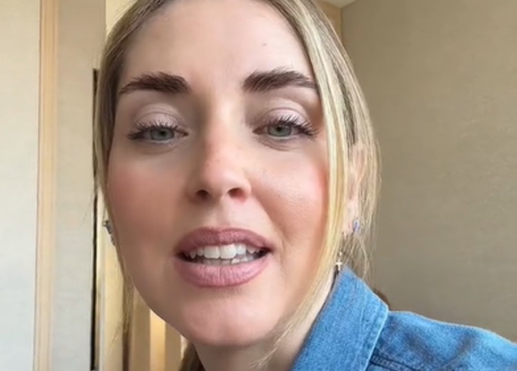 Chiara Ferragni spiega agli uomini cosa devono fare per essere davvero 'fighi' Chiara Ferragni spiega agli uomini cosa devono fare per essere davvero 'fighi'