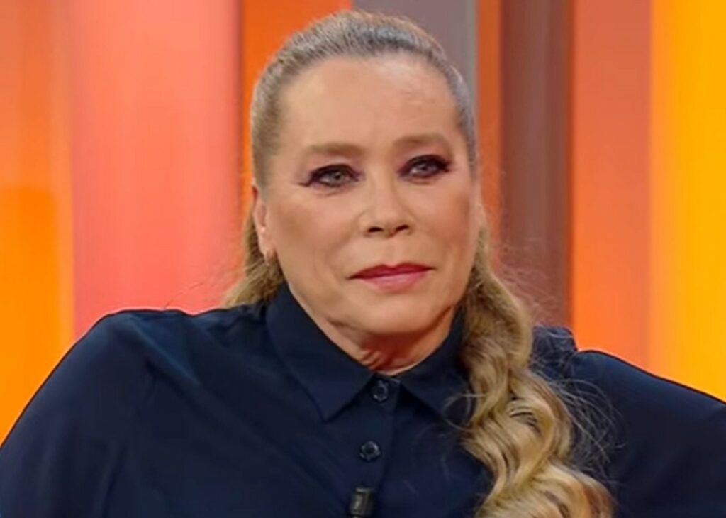 ''Mi sono infuriata in una maniera infernale, a bestia'': Barbara De Rossi racconta come le sue nozze sono diventate pubbliche senza il suo consenso ''Mi sono infuriata in una maniera infernale, a bestia'': Barbara De Rossi racconta come le sue nozze sono diventate pubbliche senza il suo consenso