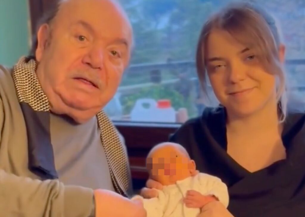 ''Dicono che mia figlia è figlia della donatrice e non mia, fanno schifo'': la nipote di Lino Banfi sbotta per i commenti social cattivi