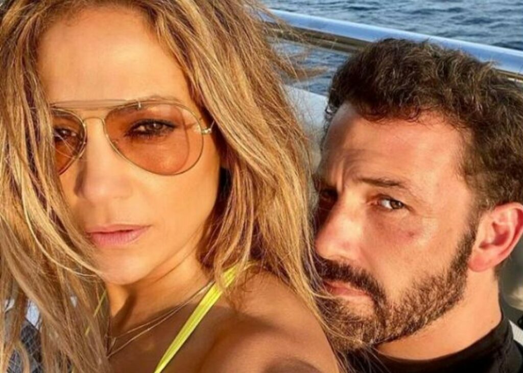''Niente scandali o intrighi'': Ben Affleck rompe silenzio sul divorzio da Jennifer Lopez ''Niente scandali o intrighi'': Ben Affleck rompe silenzio sul divorzio da Jennifer Lopez