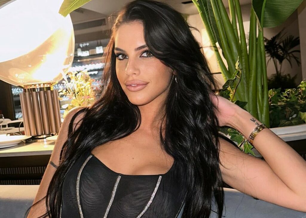 ''Lui è molto bello, dolce e intelligente'': Antonella Fiordelisi rivela di avere una frequentazione, lui è Giulio Fratini, ex della Gregoraci?