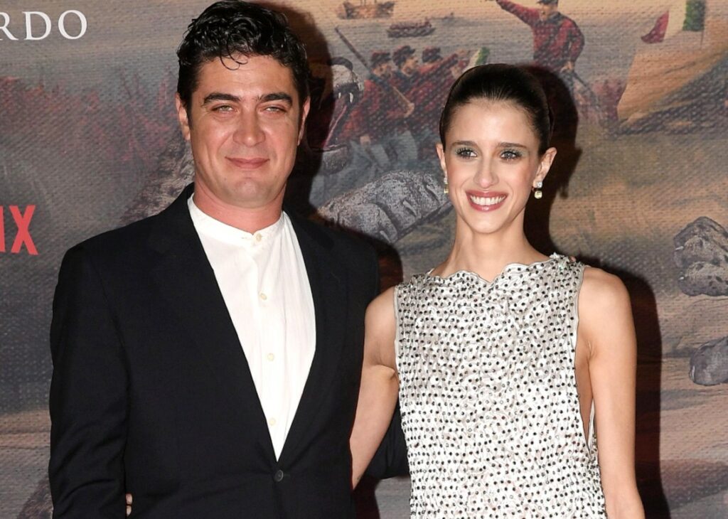 Riccardo Scamarcio e la fidanzata Benedetta Porcaroli insieme sul red carpet: foto della rarissima uscita pubblica in coppia