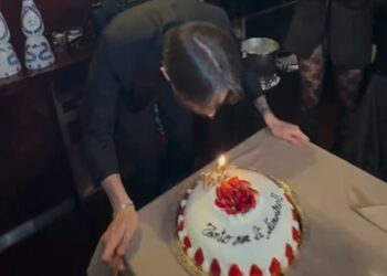 Francesco Oppini compie 43 anni e festeggia con amici e famiglia