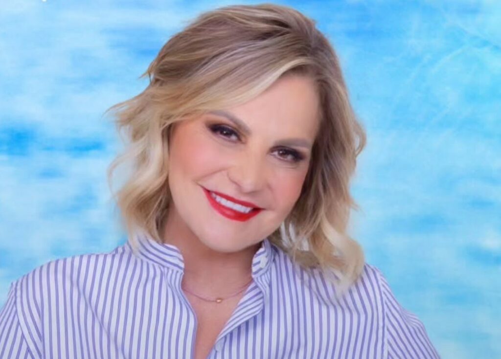 ''Sono l'unica ad essere stata naufraga. conduttrice e ora opinionista'': Simona Ventura torna all'Isola dei Famosi