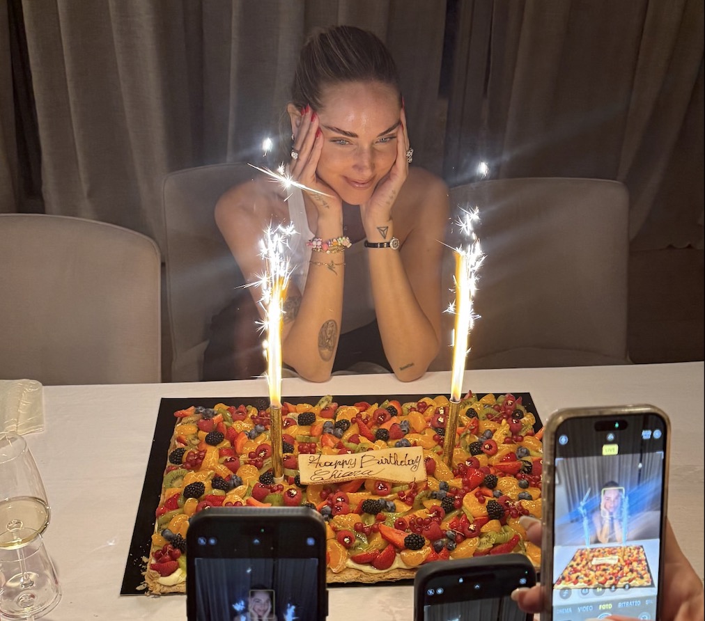 Chiara Ferragni spegne le candeline in Costa Azzurra