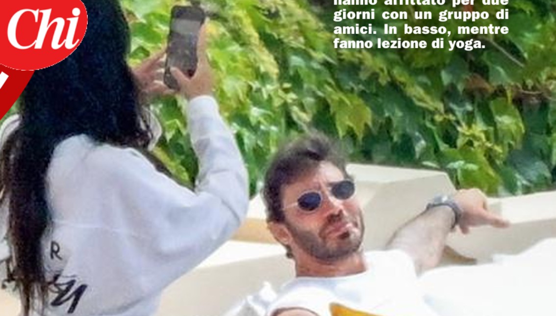 Stefano De Martino, relax tra amici ed ex fidanzata: le immagini della vacanza a Positano con la sua barca di lusso - Gossip.it | News sul Gossip e VIP