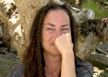 ''Sono troppi anni che sto male'': Antonella Mosetti crolla e piange all'Isola de Famosi, racconta il suo dolore