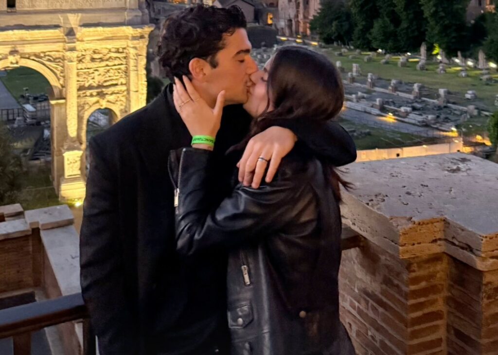 L'attore di 'Mare Fuori' e altre fiction di successo Giacomo Giorgio si è fidanzato e ufficializza sul social: ecco chi è lei L'attore di 'Mare Fuori' e altre fiction di successo Giacomo Giorgio si è fidanzato e ufficializza sul social: ecco chi è lei