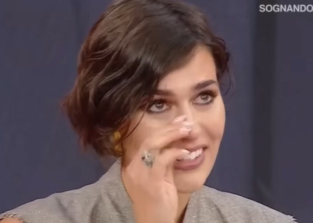 ''Mi dicevano che facevo schifo, che ero una cessa'': l'ex Miss Italia Alice Sabatini ricorda in tv il periodo difficile dopo aver preso molto peso