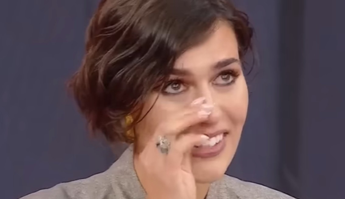 ''Mi dicevano che facevo schifo, che ero una cessa'': l'ex Miss Italia Alice Sabatini ricorda in tv il periodo difficile dopo aver preso molto peso - Gossip.it | News sul Gossip e VIP