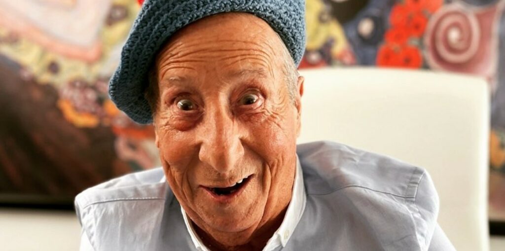 ''Ha firmato le dimissioni e lasciato l'ospedale'': la broncopolmonite e la 'fuga' dall'ospedale, le ultime ore di Alvaro Vitali prima della sua morte ''Ha firmato le dimissioni e lasciato l'ospedale'': la broncopolmonite e la 'fuga' dall'ospedale, le ultime ore di Alvaro Vitali prima della sua morte