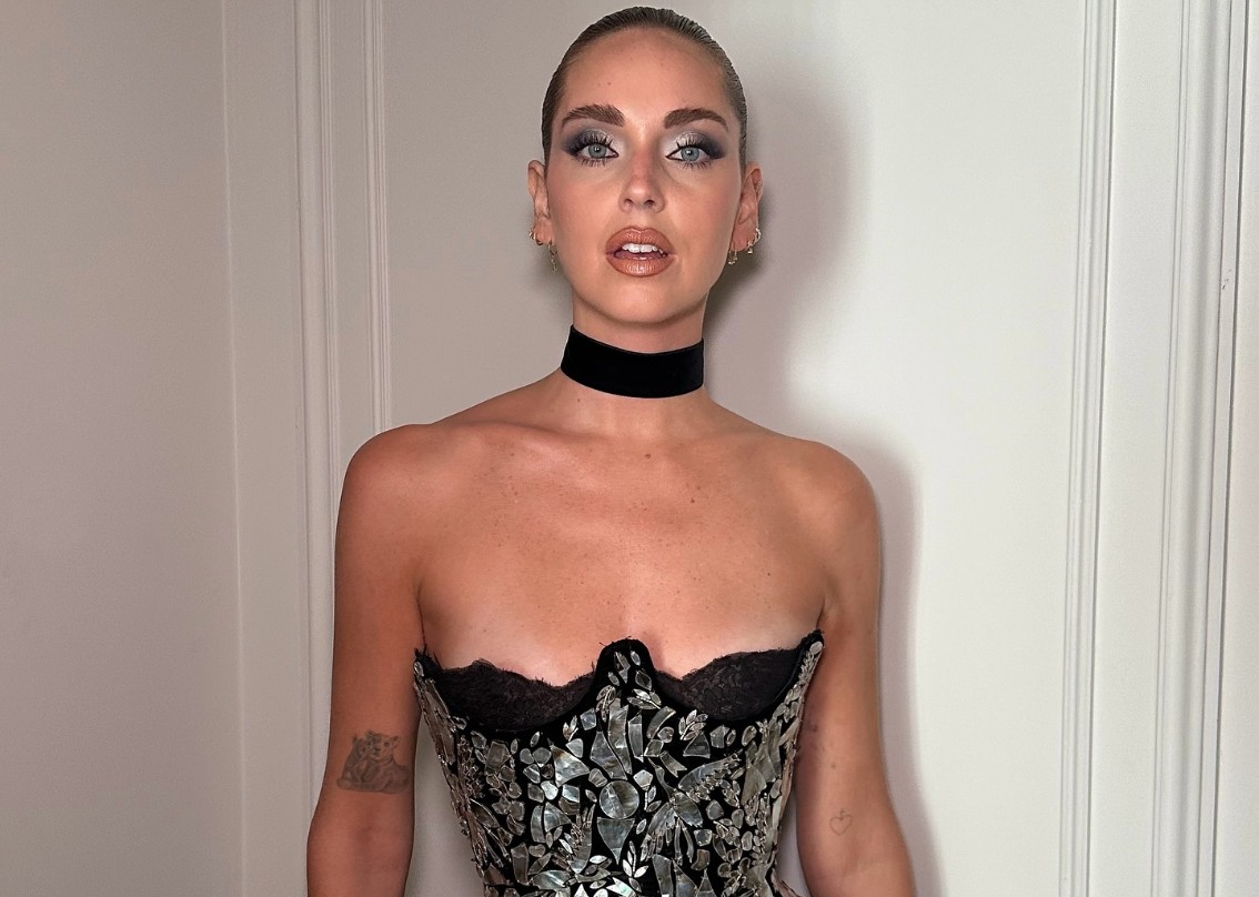 ''Non sembro più giovane oggi che 10 anni fa?'': Chiara Ferragni se lo chiede dopo aver visto questa sua vecchia foto - Gossip.it | News sul Gossip e VIP