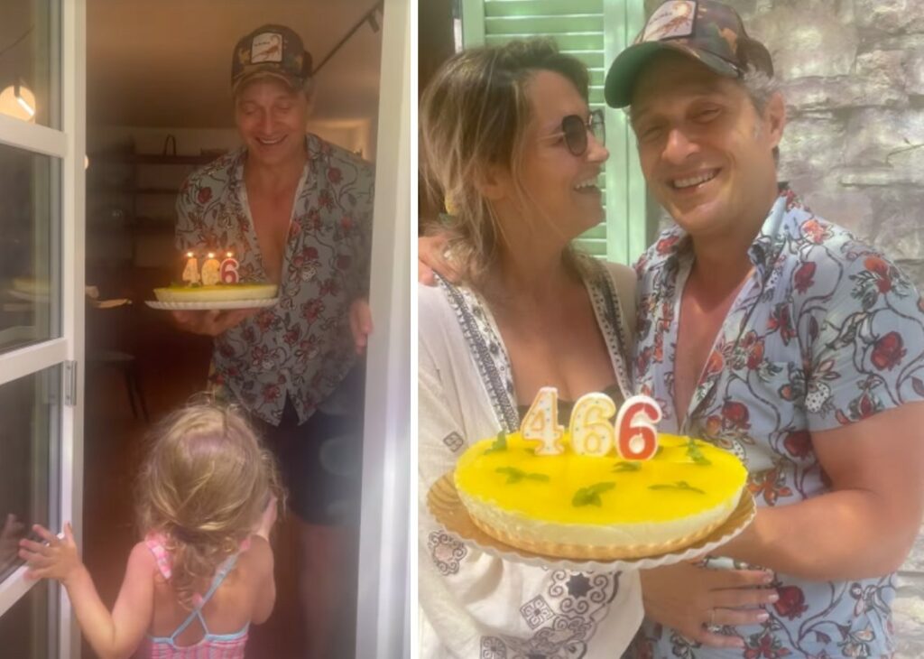 Claudio Santamaria festeggia 51 anni in campagna con la moglie Francesca Barra e l'amica comica Katia Follesa, sulla torta c'è un 'errore': guarda
