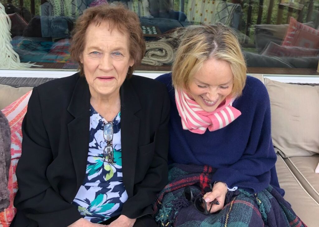 Morta la madre di Sharon Stone: l’annuncio dell’attrice Morta la madre di Sharon Stone: l’annuncio dell’attrice