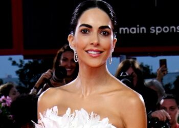 ''Quando sei veramente fragile, è lì che scopri la tua forza'': Rocìo a Venezia sotto i riflettori dopo lo scandalo del presunto tradimento di Raoul Bova, le sue parole