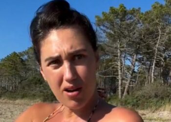 Cecilia Rodriguez confessa di sentirsi gonfia in gravidanza