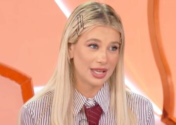 ''Ho iniziato a contare le calorie, saltare i pasti'': Clizia Incorvaia rivela di essere arrivata a mangiare solo una mela al giorno da modella