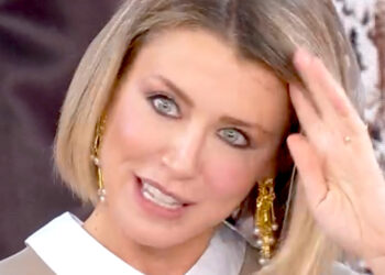 ''Volevo morire, una doccia fredda'': l’ex velina Elena Barolo racconta come ha scoperto un tradimento dell’ex Martorana con una telefonata partita per sbaglio