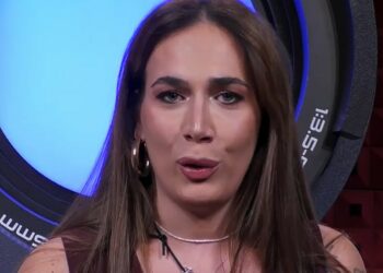 Il GF mostra la foto di Ivana Castorina prima della transizione: arriva il marito a farle una sorpresa