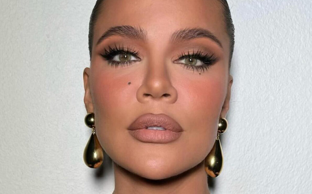 Khloe Kardashian rivela da quanti anni non ha più rapporti intimi, l’amico resta 'sotto shock'