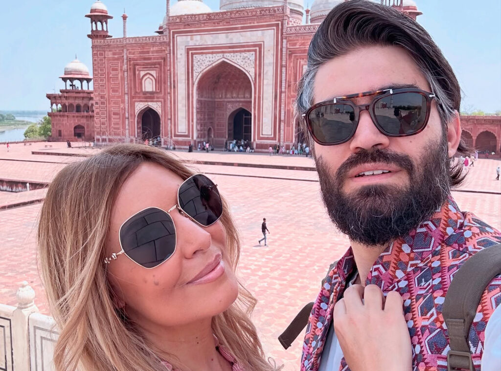 ''Grazie per questi 10 anni'': Selvaggia Lucarelli fa una romantica dedica al futuro sposo Lorenzo Biagiarelli per l’anniversario, lui rincara la dose di dolcezza ''Grazie per questi 10 anni'': Selvaggia Lucarelli fa una romantica dedica al futuro sposo Lorenzo Biagiarelli per l’anniversario, lui rincara la dose di dolcezza