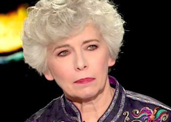 Irene Pivetti rivela a 'Belve' se la sorella Veronica l’ha aiutata nel momento più difficile quando non aveva di che vivere