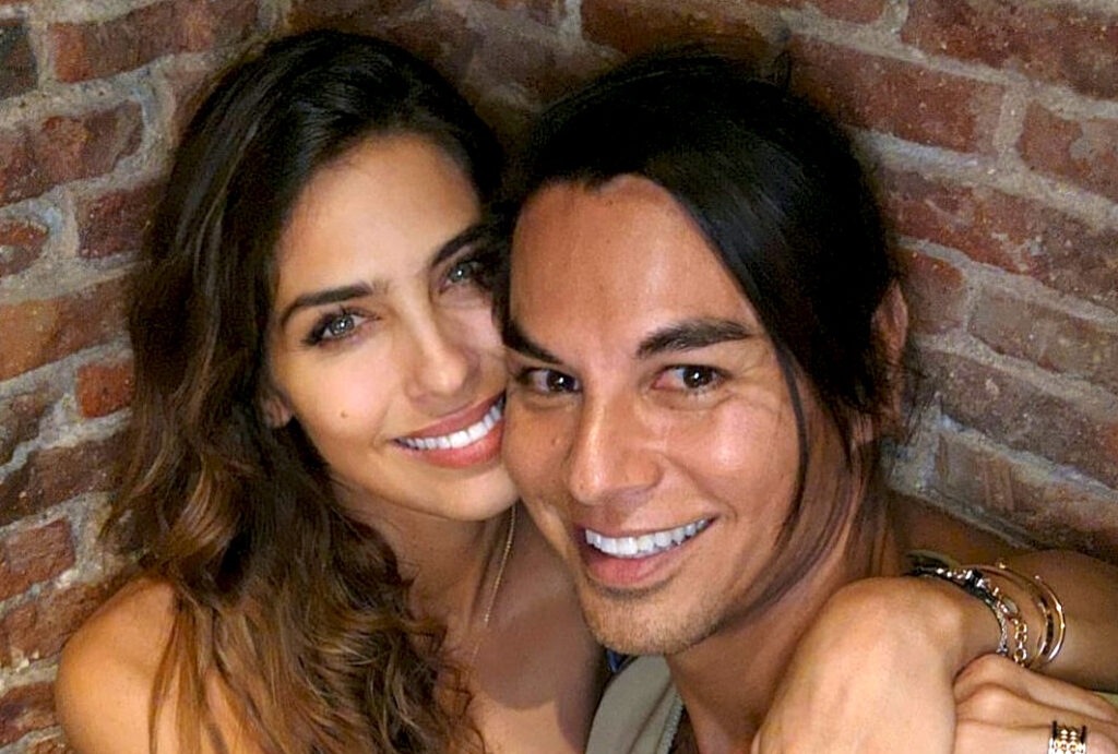 ''Più innamorati che mai'': Ariadna Romero celebra 2 anni d’amore col figlio di Julio Iglesias e parla del rapporto tra lui e il figlio avuto con Pretelli