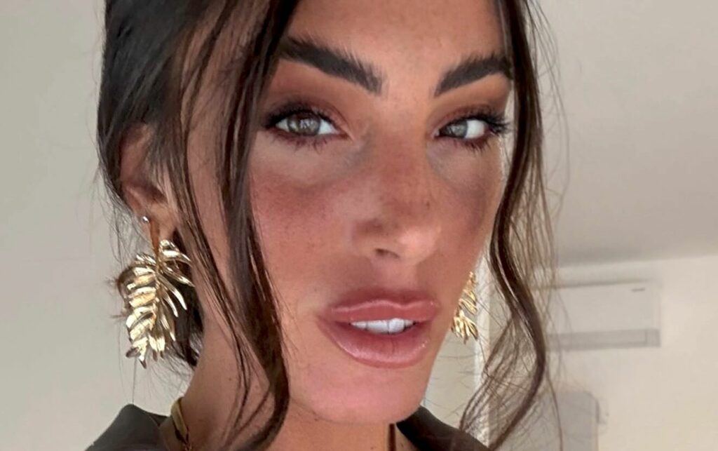 ''Non se lo aspettava da me: è fragile'': Martina Margaret Maggiore torna sulle critiche dell’ex Cesare Cremonini ''Non se lo aspettava da me: è fragile'': Martina Margaret Maggiore torna sulle critiche dell’ex Cesare Cremonini