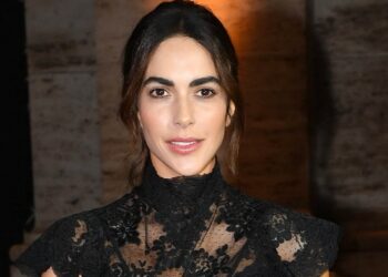 ''Avrei rischiato di dire parole sbagliate'': Rocìo Munoz Morales torna sulla rottura con Bova dopo lo scandalo ''Avrei rischiato di dire parole sbagliate'': Rocìo Munoz Morales torna sulla rottura con Bova dopo lo scandalo