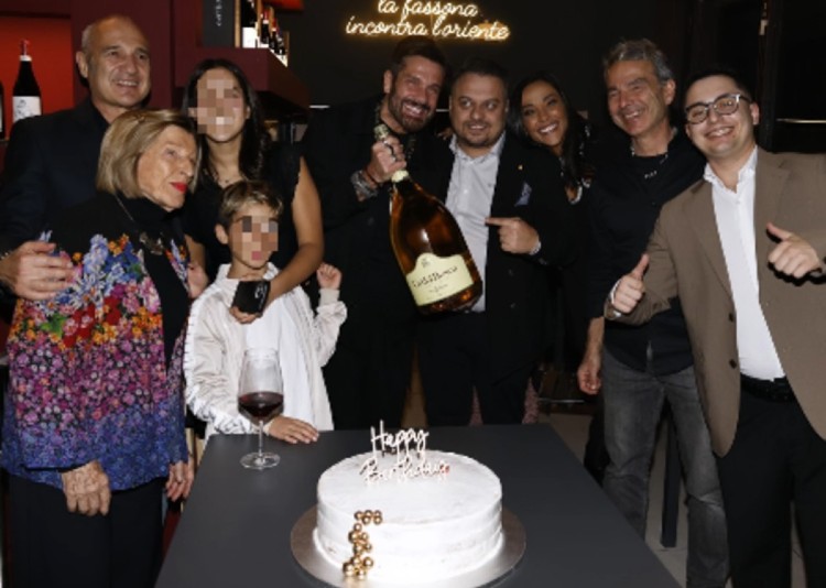 Edoardo Stoppa festeggia 56 anni a Milano Edoardo Stoppa festeggia 56 anni a Milano