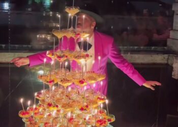 Jonathan Kashanian compie 45 anni e festeggia alla grande a Milano