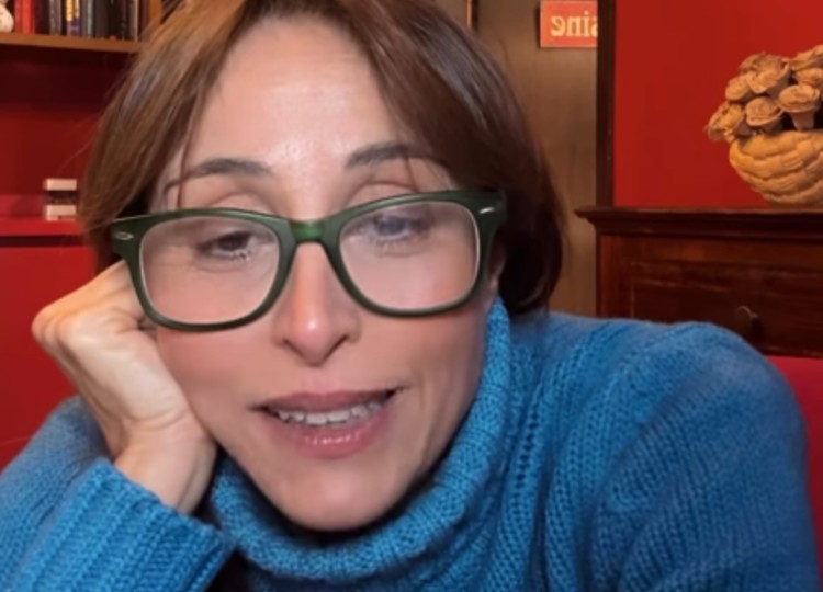 Benedetta Parodi spiega il rapporto con le sue figlie Benedetta Parodi spiega il rapporto con le sue figlie