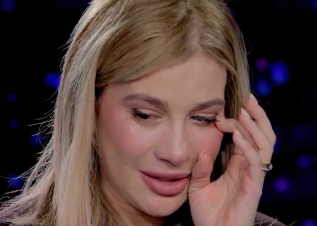 ''Non l’ho denunciato perché…'': Clizia Incorvaia in tv svela il rapporto ''non sano'' con l’ex marito Francesco Sarcina